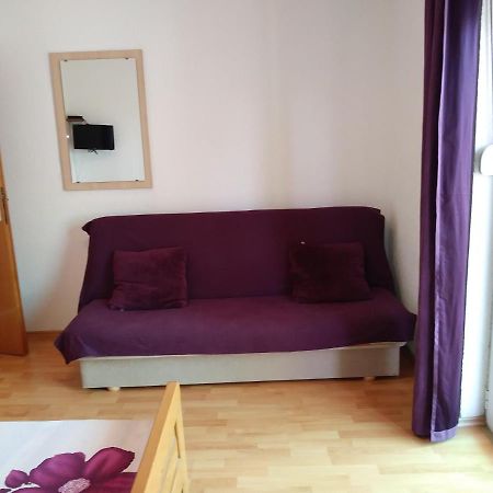 Nives Apartmani Pakostane Exterior photo